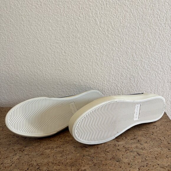 Blue canvas Everlane sneakers, size 8.5 - Picture 2 of 3